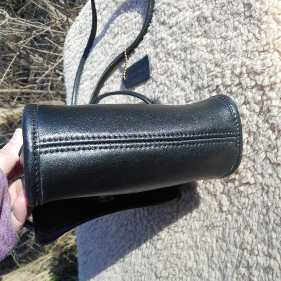 SOLD*** Vintage Coach Scooter Bag 9893, EUC in Black - Picture 5 of 10